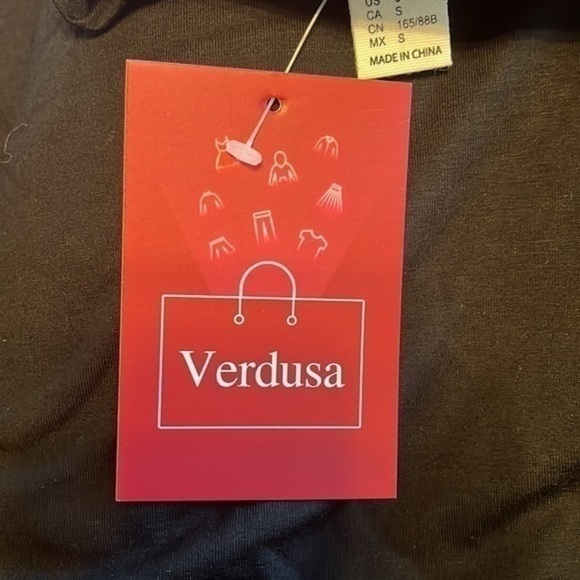 NWT - Girls size small long sleeve black shirt byVendusa - Picture 3 of 6